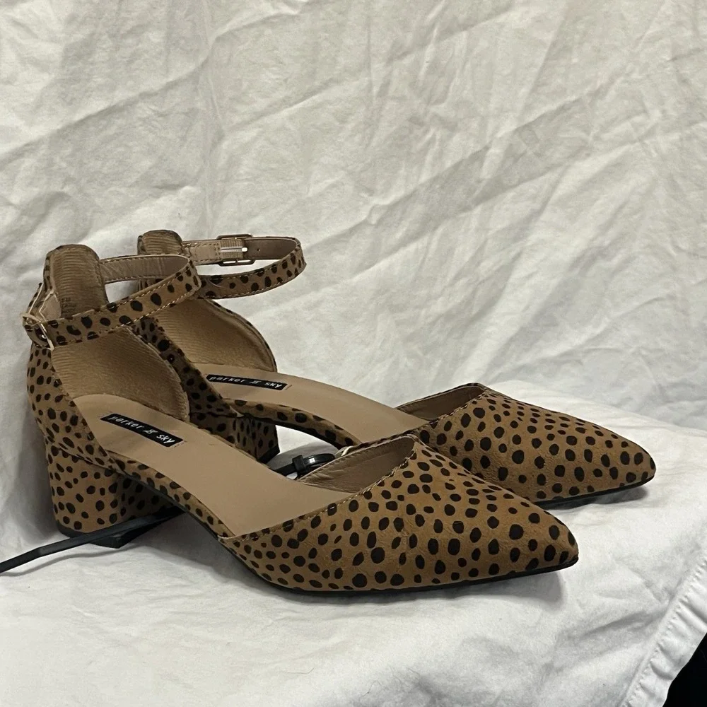 Parker & Sky‎ Block Heel women's size 7 leopard print ankle strap pointed toe